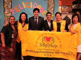 2012-05-11-mothers-day-event-in-east-los-angeles