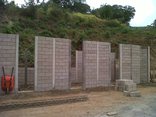 img00027-20120219-1556