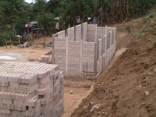 img00041-20120219-1601