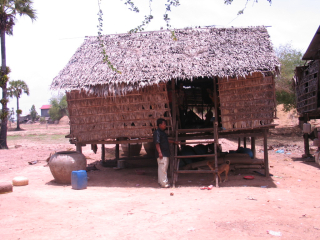 orphanage-no-finers-no-toes-2