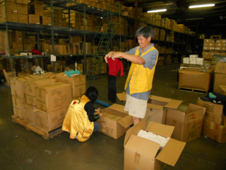 2010-11-10-homeless-distribution-los-angeles-ca-021