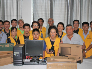 2015-11 Visiting senior 5 and computer school