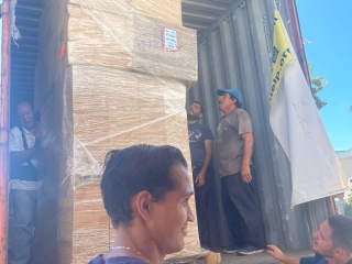 2022-11-01-container-arrived-2