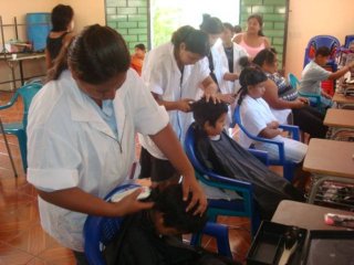 2010-06-30-el-salvador-vocational-training-schools