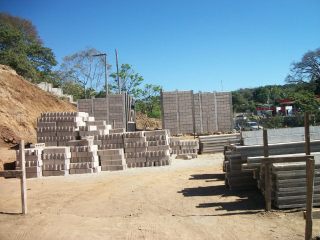 282978_10151650880671992_352773980_n