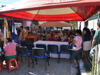 408478_10152035981001992_2051250369_n