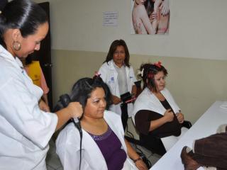 391890_10152035969366992_563313170_n