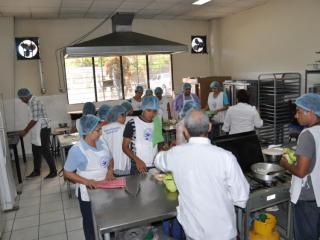 397452_10152035962161992_1617875622_n