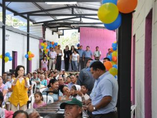 529743_10152049908446992_793575822_n