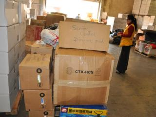 2013-02-23 Loading Container