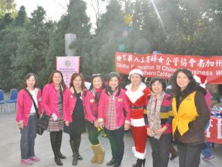 226697_10152599748341992_1067705318_n