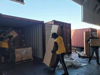 2020-11-28-loading-3