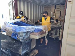 2020 11/28 Loading for St. Vincent