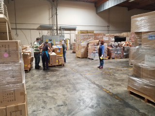 5302020-prepare-container-to-marshall-islands_200530_0022