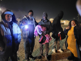 2023-02-21-gifts-for-homeless-2