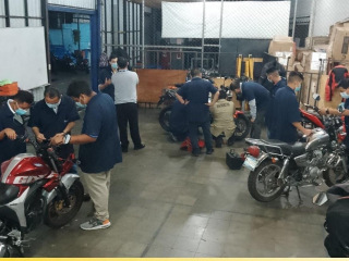 2023 3/28 捐贈零件給摩托車的訓練中心