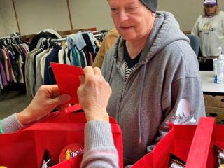 2025-02-07-charity-distribution-5