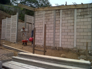 img00030-20120219-1557