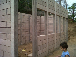 img00035-20120219-1559