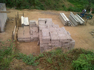 img00044-20120219-1602