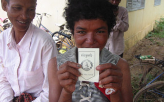 2008-08-19 Cambodia Distribution