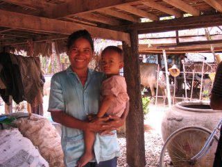 oeu-chhoeun-nearly-blinded-3