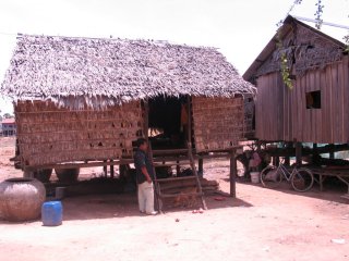 orphanage-no-finers-no-toes-3