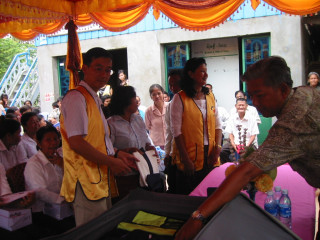 sewing-students-graduates-73