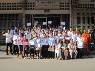 group-pic-it-school-cambodia-nov-2009-003