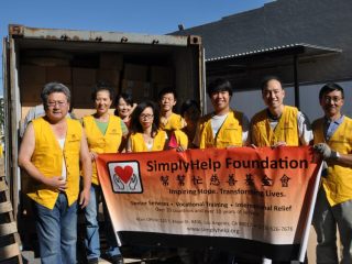 155333_10151882832186992_548433923_n