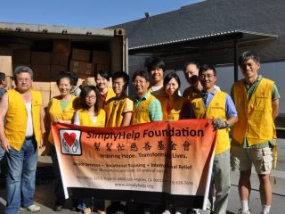 387680_10151882833786992_1002111385_n