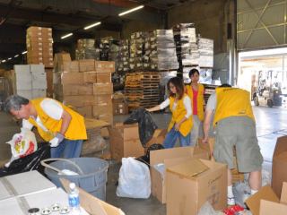 579190_10151882830316992_1494378839_n