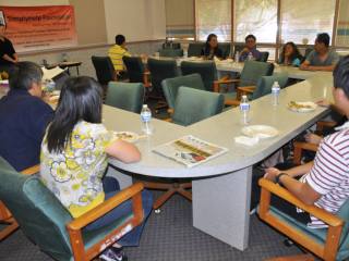 1002964_10152239931676992_863289187_n