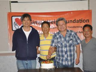 222589_10152239932456992_2141446824_n