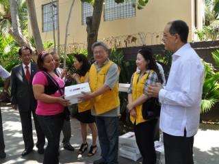 1006044_10152311498081992_1415523427_n