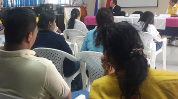 2015-05-08-simplyhelp-donations-in-el-salvador