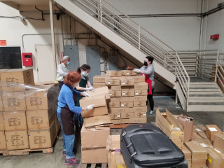 5302020-prepare-container-to-marshall-islands_200530_0017