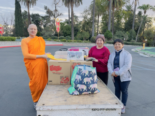 2024-12-14-charity-donate-1