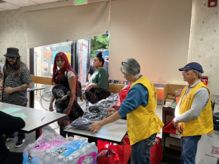 2025-12-19-charity-distribution-4