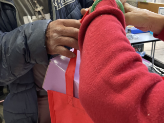 2025-03-07-charity-distribution-gifts-3