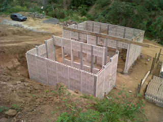 img00045-20120219-1602